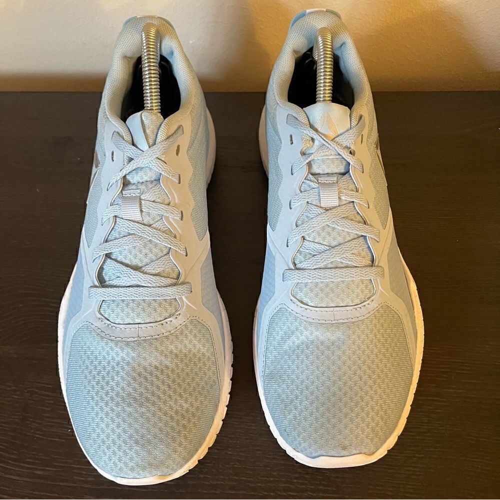 Reebok women’s tennis shoes size 10